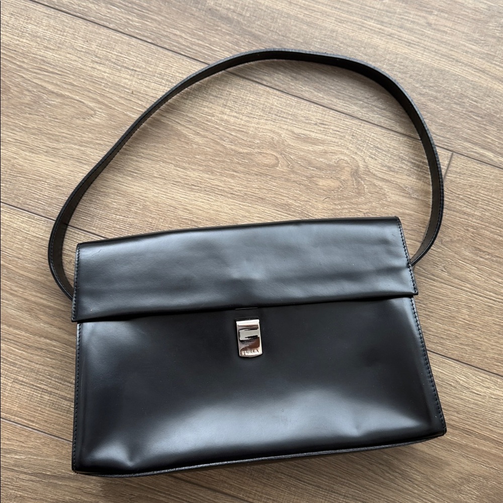FURLA MODERN BLACK LEATHER SHOULDER BAG - Picture 7 of 7